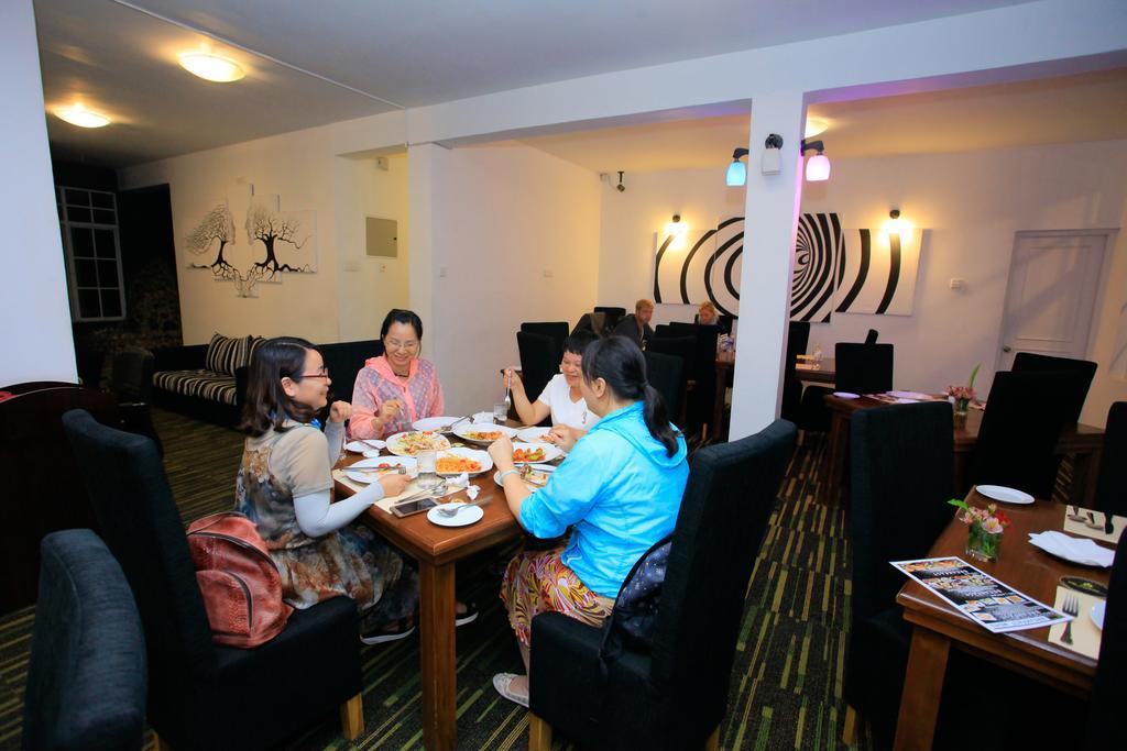 La Cottage Boutique Hotel & Restaurant Нувара-Елія Екстер'єр фото