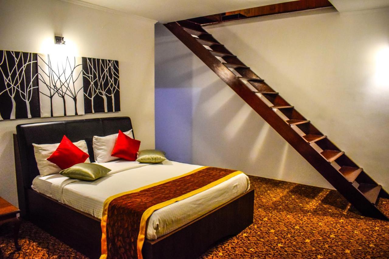 La Cottage Boutique Hotel & Restaurant Нувара-Елія Екстер'єр фото