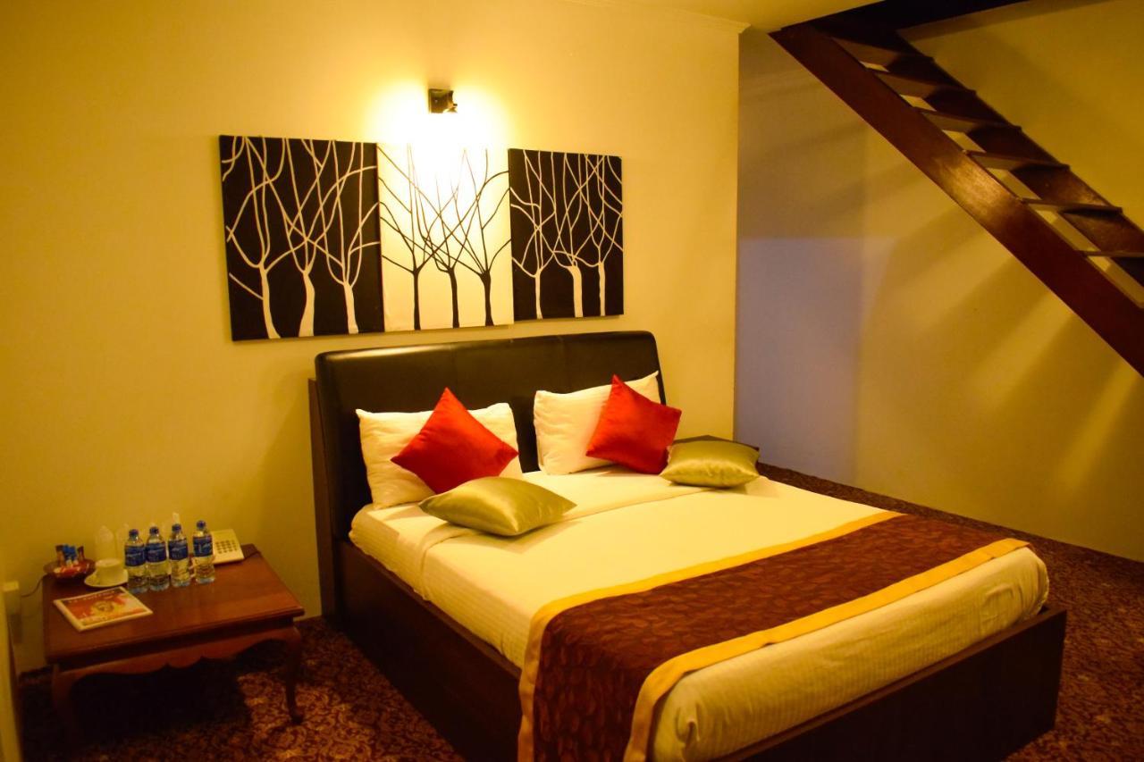 La Cottage Boutique Hotel & Restaurant Нувара-Елія Екстер'єр фото