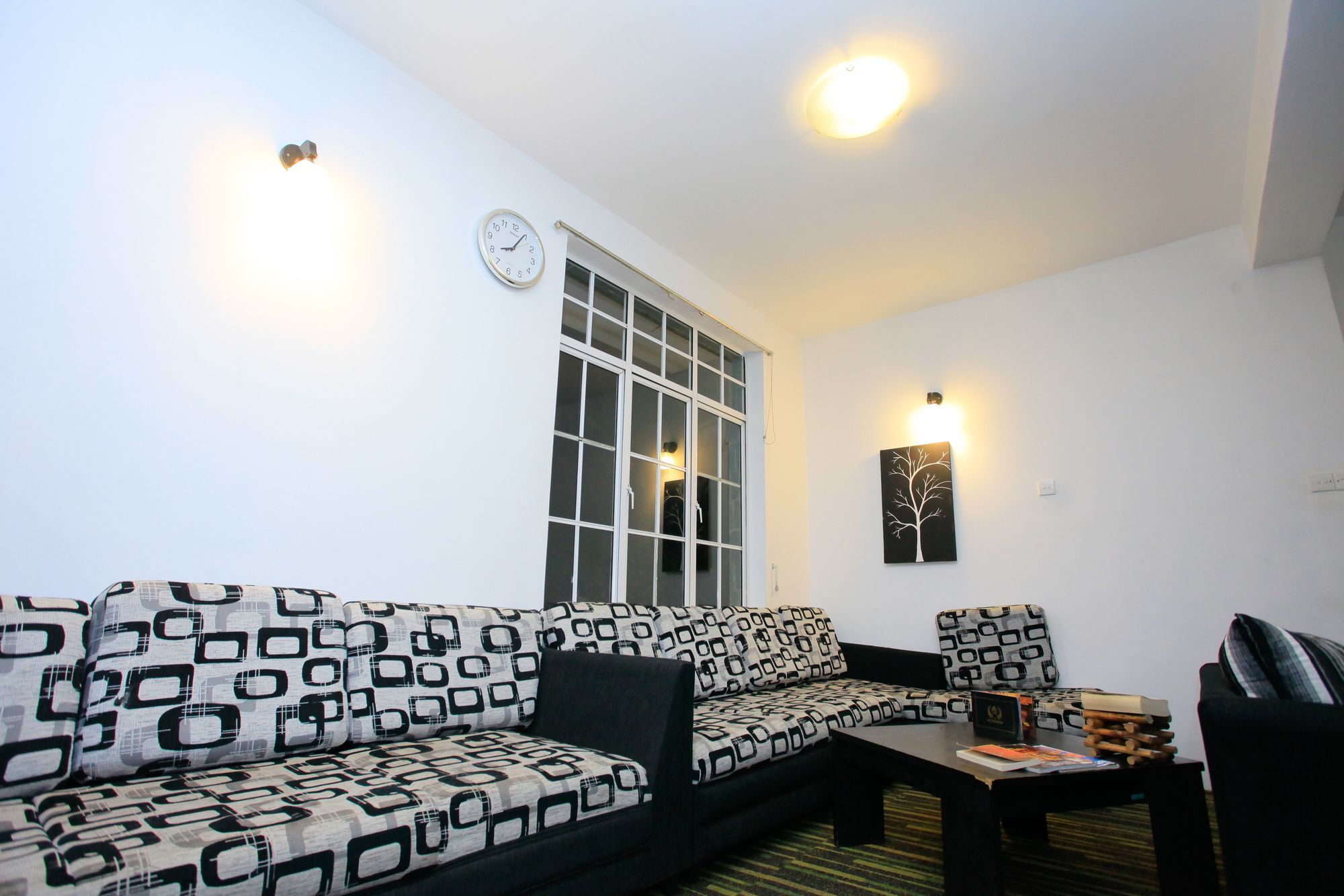 La Cottage Boutique Hotel & Restaurant Нувара-Елія Екстер'єр фото